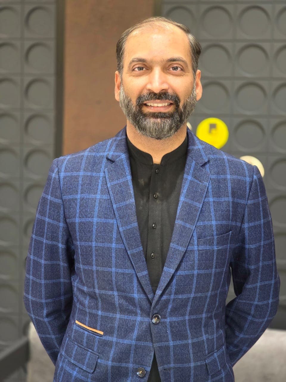 Dr. Hammad Aslam
